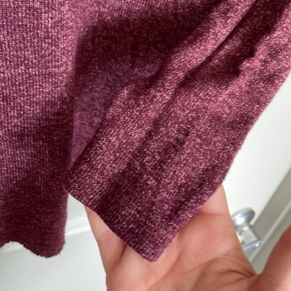 American Eagle Sweater - Picture 8 of 8
